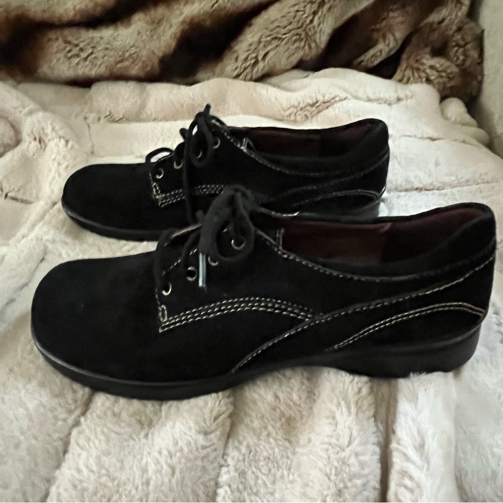 Naturalizer Amelia Black Suede Lace Up Loafers New - 9 - Picture 2 of 7
